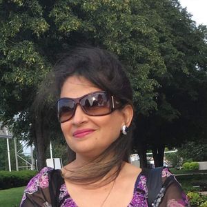 Meet your Posher, Manal